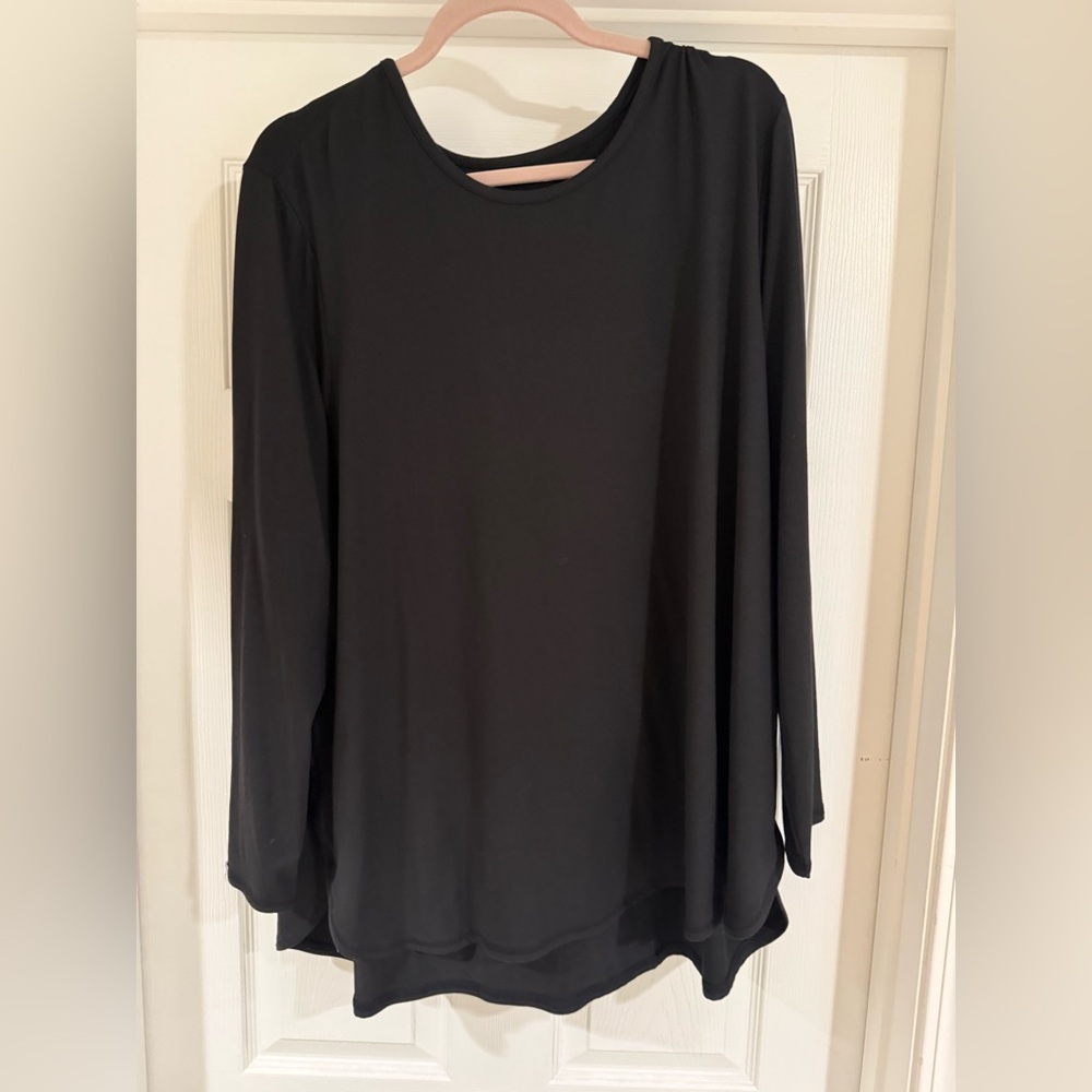 J.Jill Long Sleeve performance tee!